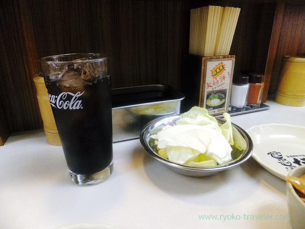 Coke and cabbage, Ganso-Kusikatsu Daruma Dotonbori (Osaka2014-1)
