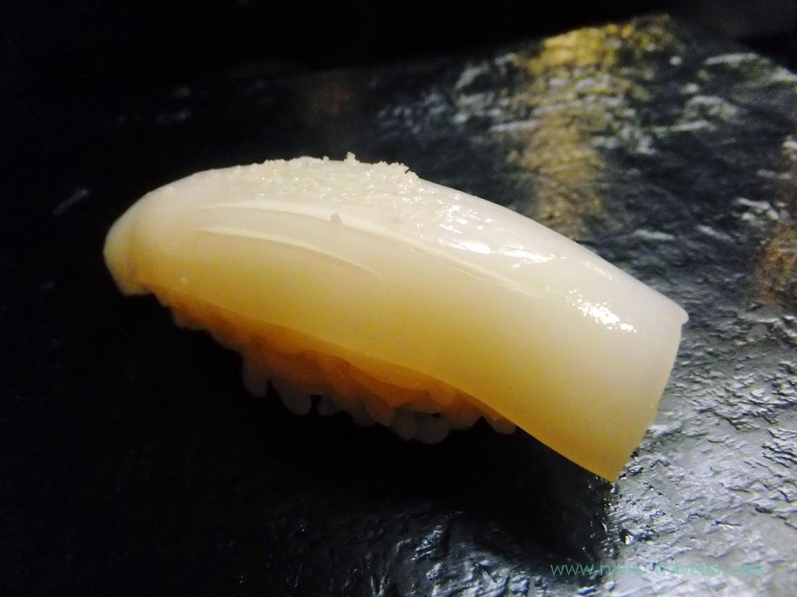 Golden cuttlefish, Miyakozushi (Bakuro-Yokoyama)