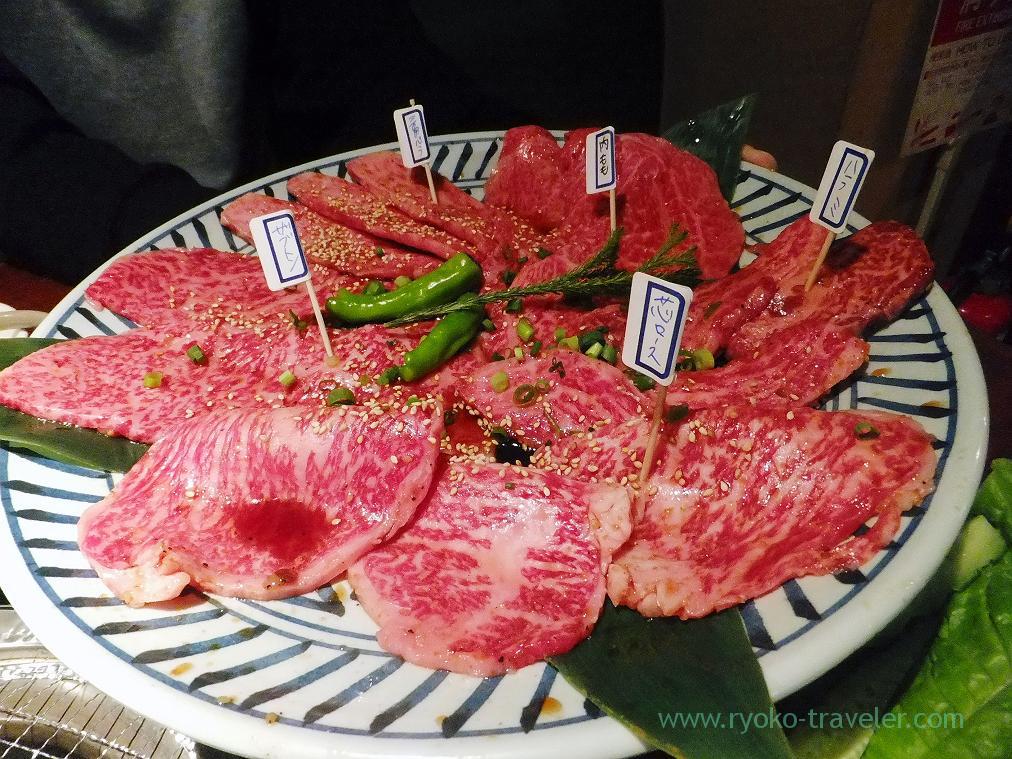 Assorted higher quality beef, Yakiniku Monjiro (Ichikawa)