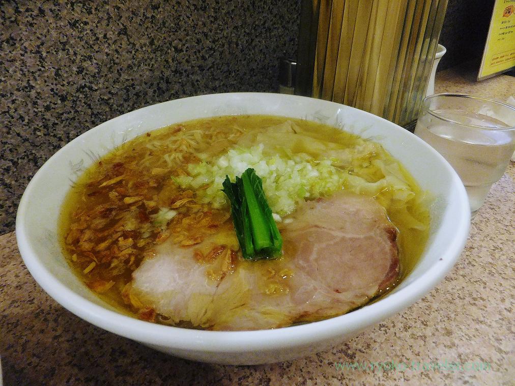 Salted soup noodles with wonton and green onions, Ramen Specialty Shop Koshigaya (Koshigaya)
