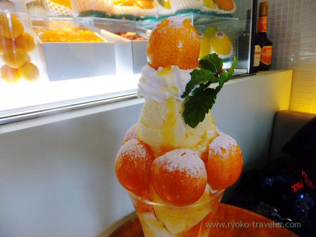 Top of citrus parfait, Fruits cafe Frutas (Monzen-nakacho)