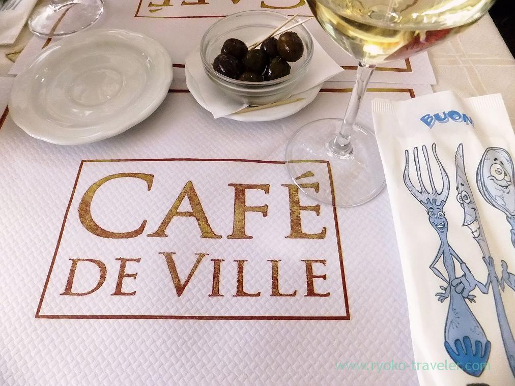 On the table, Cafe de ville, Milano (Trip to italy 2015)