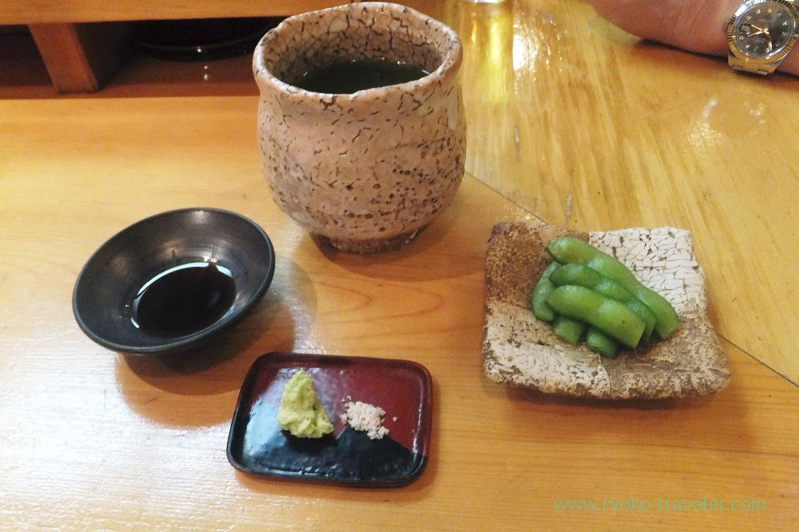 Edamame and tea and salt and soy sauce, Miyakozushi (Bakuro-Yokoyama)