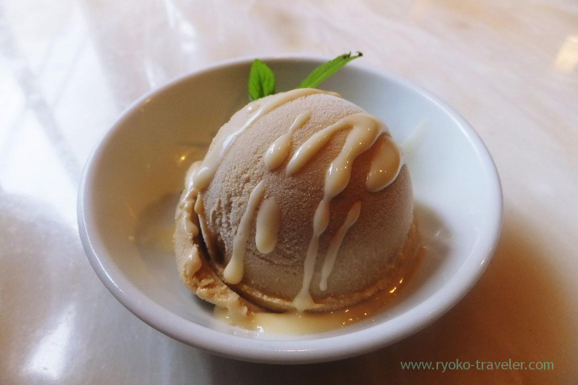 Ice cream, Iberiko Bar Monnaka (Monzennnakacho)
