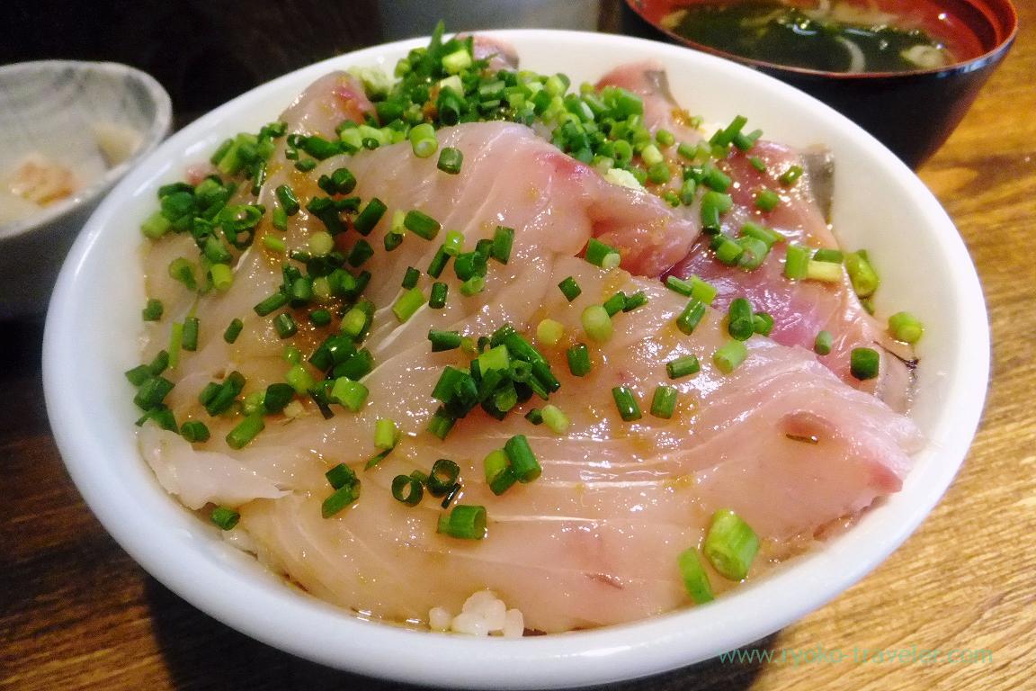 Spanish mackerel side of Bonito and Spanish mackerel bowl, Hajime Sengyo-ten (Tsukiji)