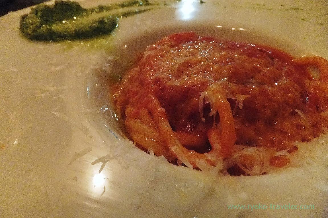 salsa di pomodoro bassil and ricotta cheese mousse, il tram (Kiyosumi Shirakawa)