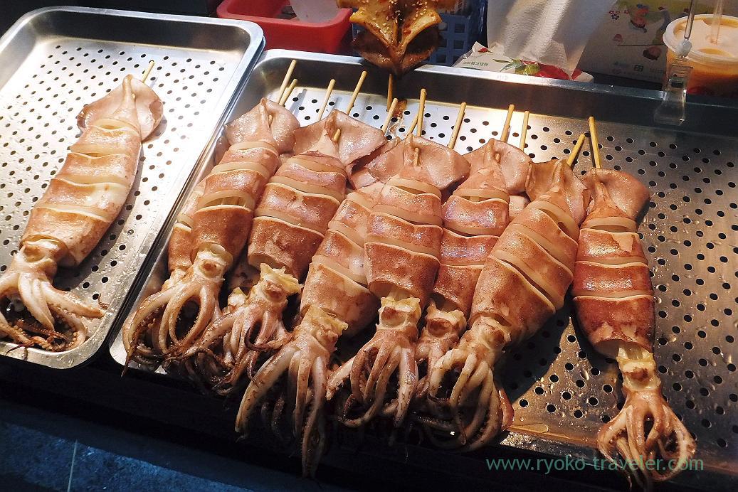 Grilled squid shop1, Liuhe night market, Kaohsiung, Taiwan Kaohsiung 2015