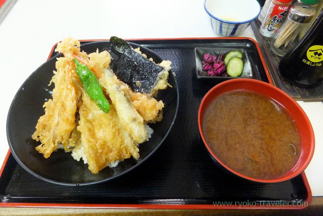 Tendon and shijimi clam soup, Tenfusa (Tsukiji Market)