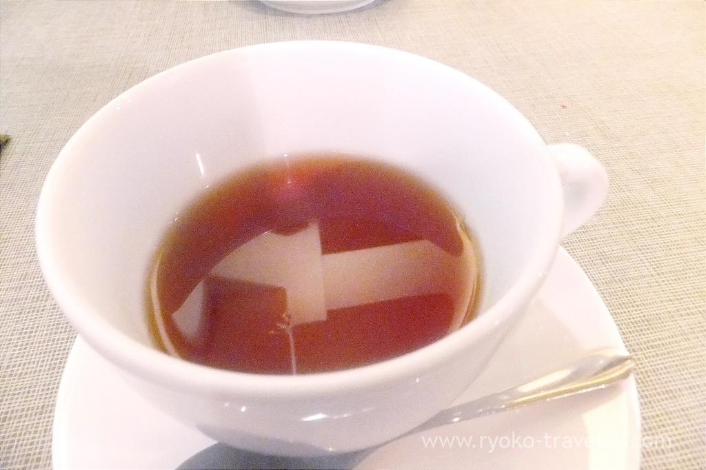 Tea after the meal, Riku Chika (Tsudanuma)