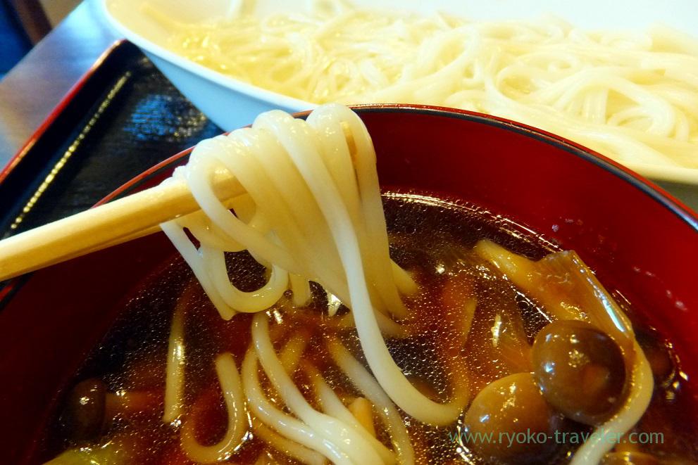 Putting into the soup, Hasegawa (Kachidoki)