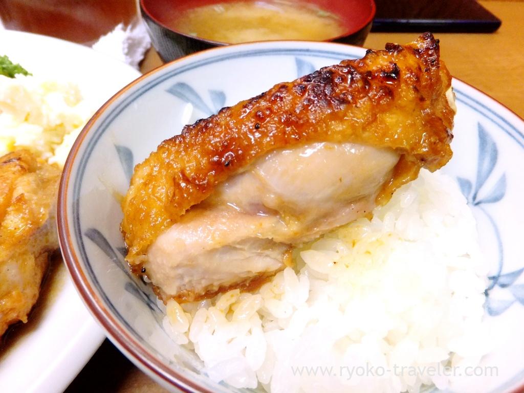 Sauted chicken on the rice, Odayasu (Tsukiji Market)