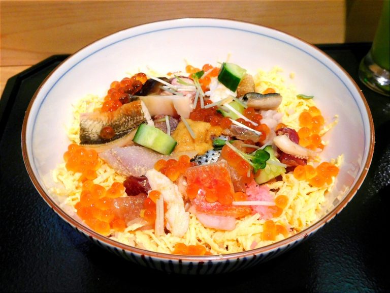 [Tokyo] Lunch barachirashi at Sushi Sho (すし匠) in Yotsuya Ryoko's